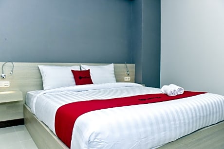 RedDoorz near Stasiun TVRI Surabaya 2