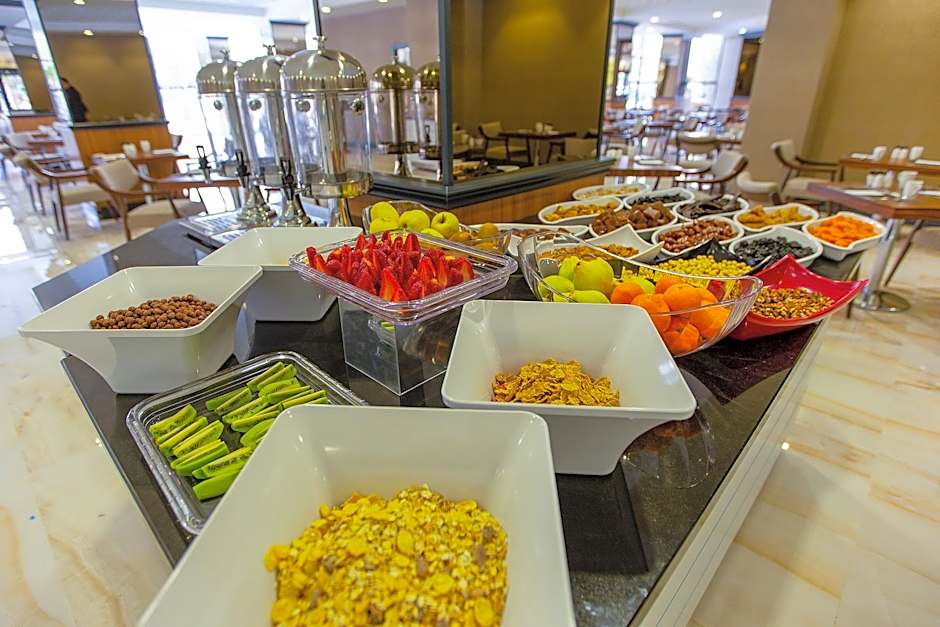 Shimall Hotel