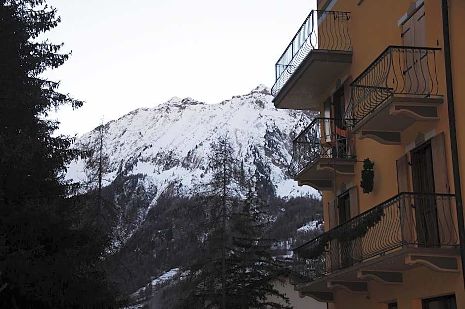 R.T.A. Hotel Monte Rosa