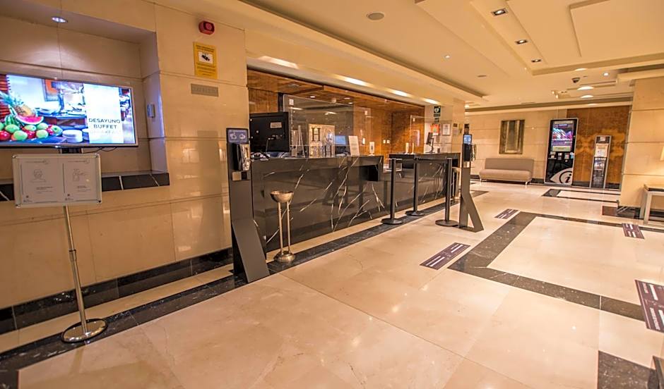 Hotel Andalucia Center