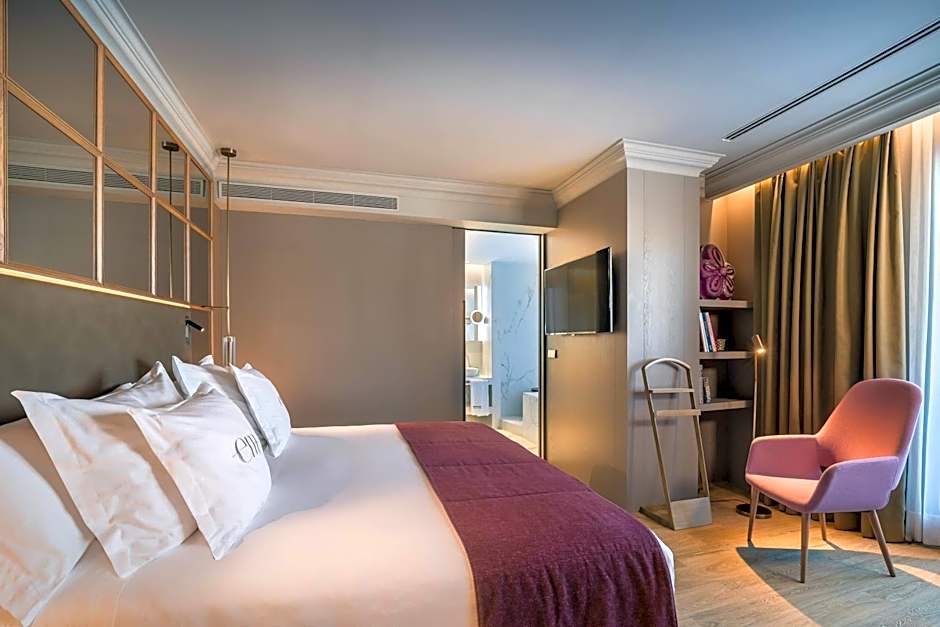 Barcelo Emperatriz Hotel