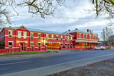 Lake Inn - Ballarat