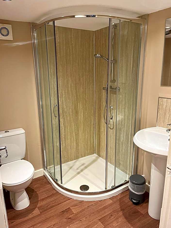 Red Deer Village Holiday Park - 2 Bedroom, Self-Catering Chalet