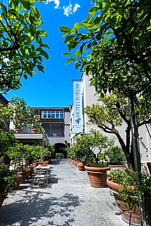 Hotel Forum