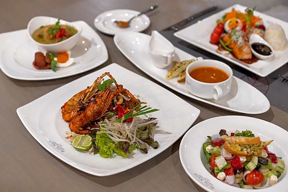 Bella Nara Phuket Naiyang Beach