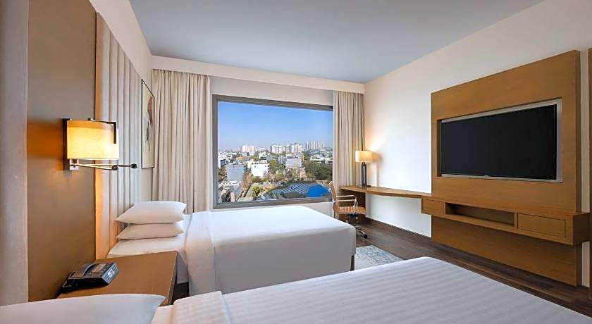 Courtyard by Marriott Gurugram Downtown