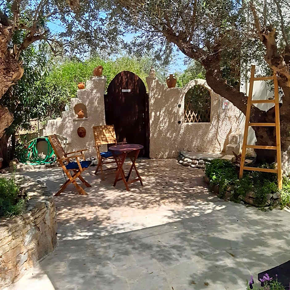 Villa Chariklia Studios