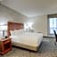 DRURY INN & SUITES CHARLOTTE UNIVERSITY PLACE