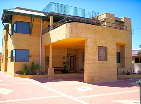Shark Bay Views B & B