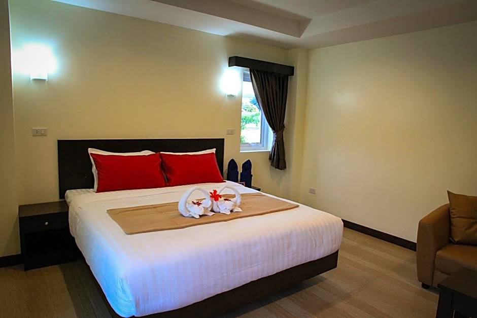 Sky Villa Hua Hin Guesthouse - Adults-Only