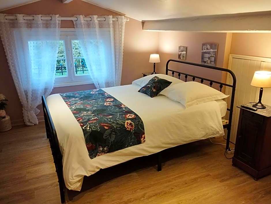 Au Cœur de Ménestérol Chambre Émotion