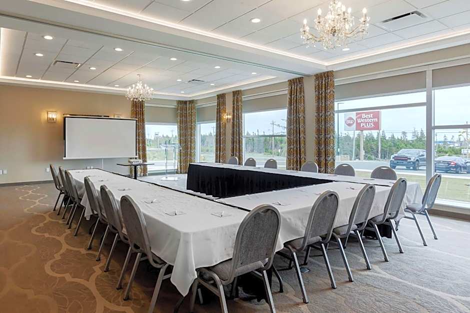 BW Plus St. John's Airport Hotel and Suites