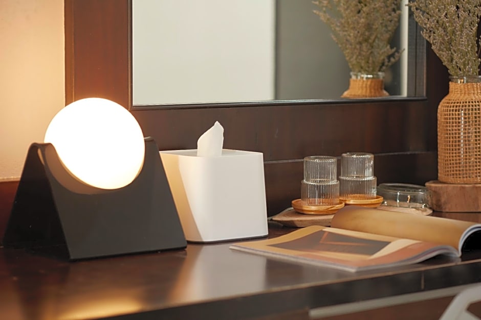 Rhienchai Place Hotel