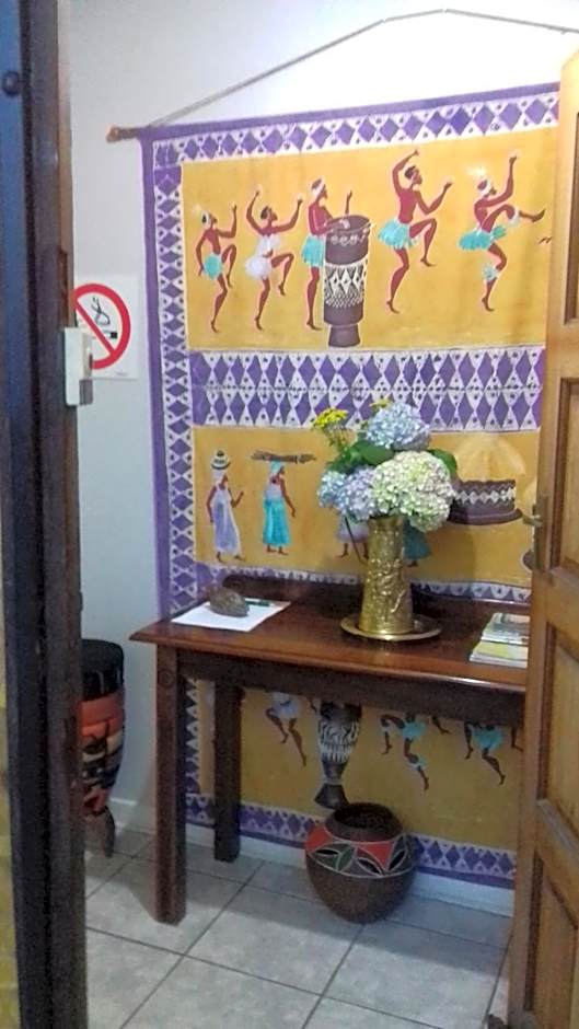 Kwa-Dlamathe Guesthouse
