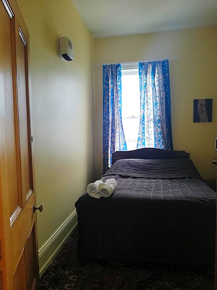 Empire Hotel Backpackers