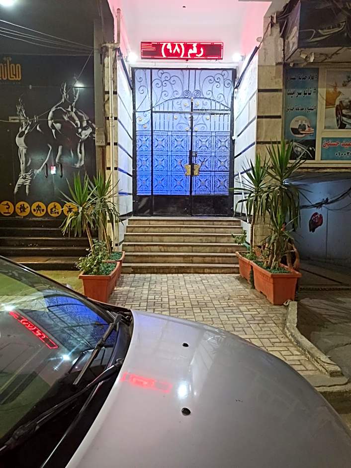 Unique Apartment by the sea, between Hilton and four seasons in the heart of Alexandria, no view