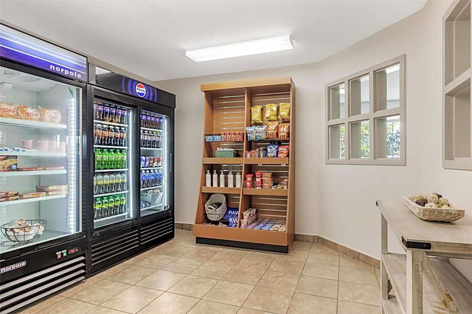 Sonesta Simply Suites Boston Burlington