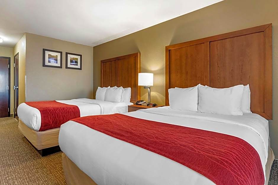 Comfort Inn & Suites Russellville I-40