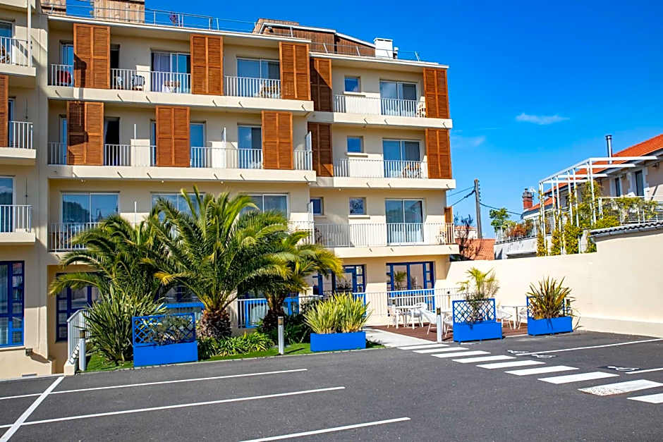 Grand Atlantic Hotel