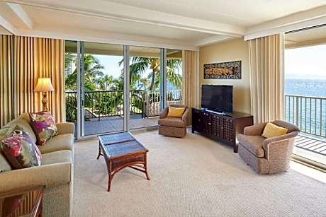 1-Bedroom 2-Bath Oceanfront Premium