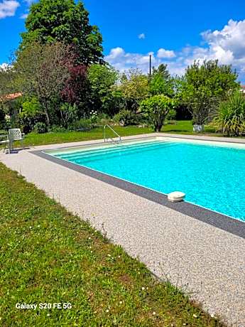 Logis Hôtel La crémaillère