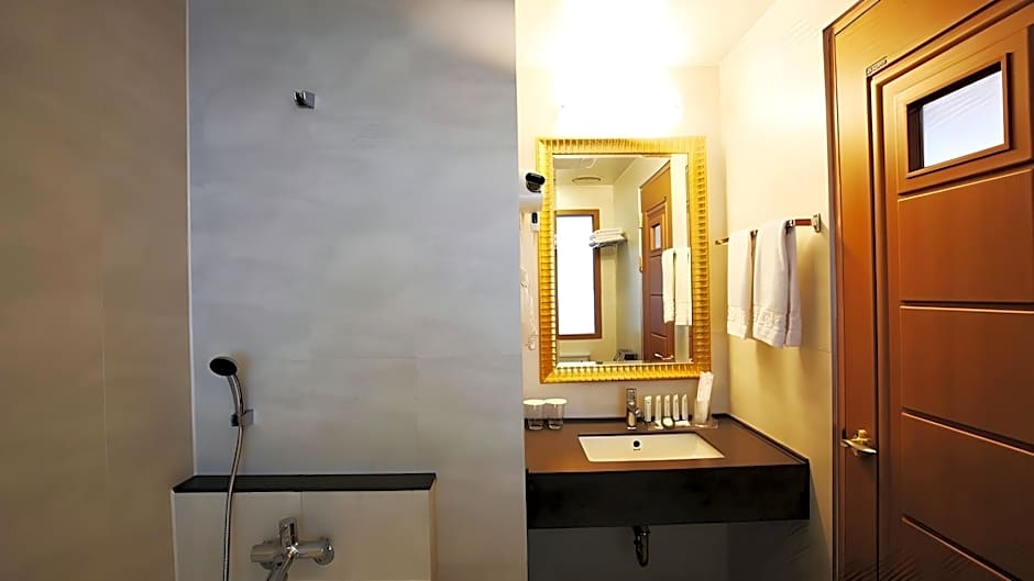 Danyang tourist hotel Edelweiss