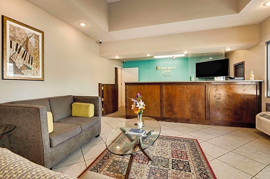 Rodeway Inn