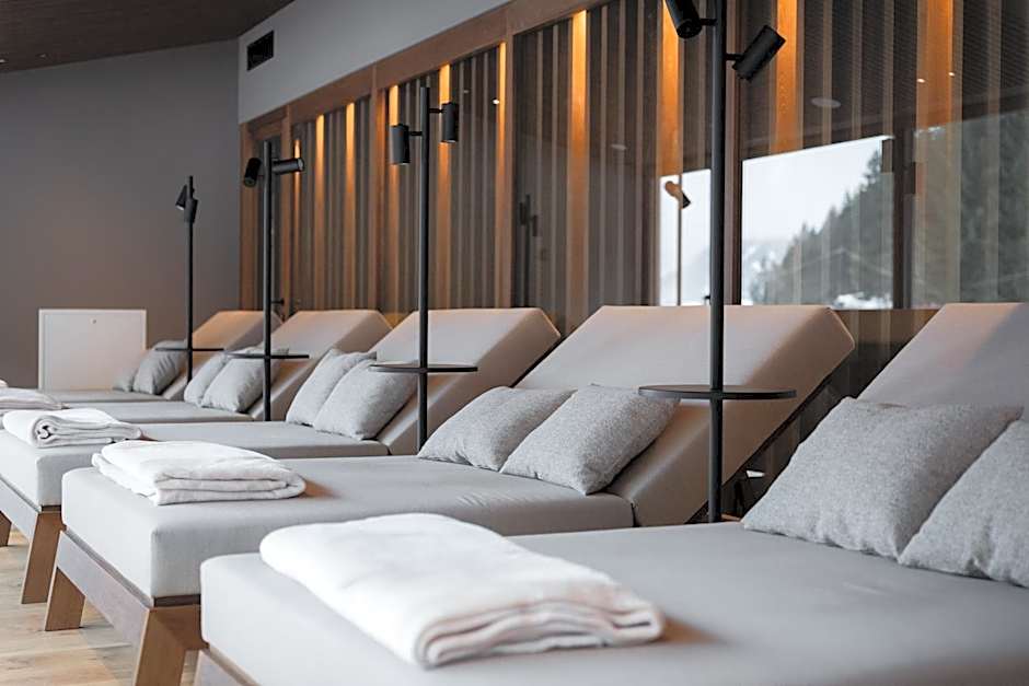 The Oswald Grand Hotel