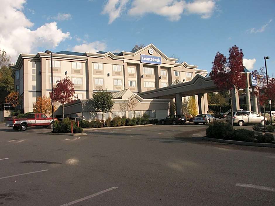 Coast Abbotsford Hotel & Suites