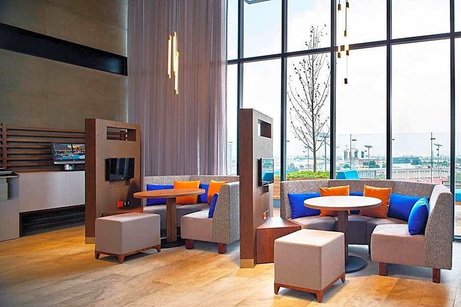 Courtyard by Marriott Mexico City Toreo