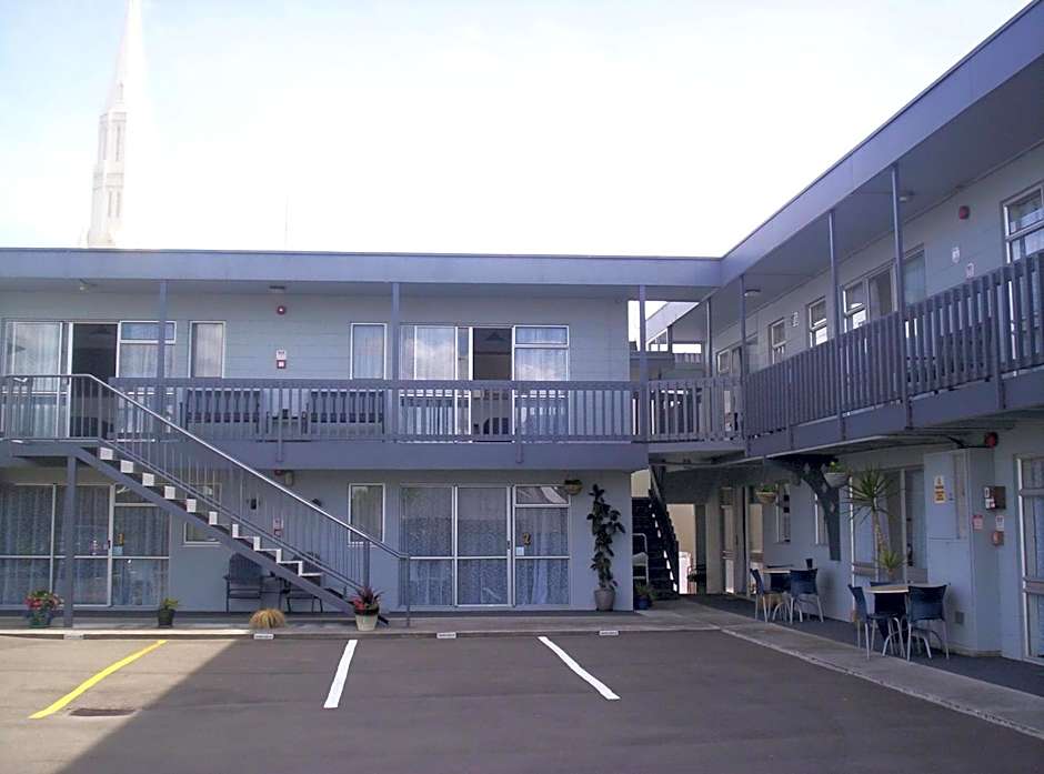 Broadway Motor Inn