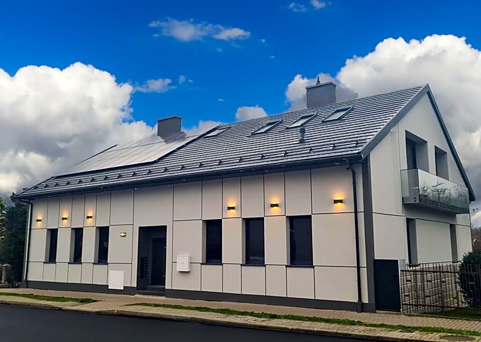 Apartment Quiet Street 11, 3E