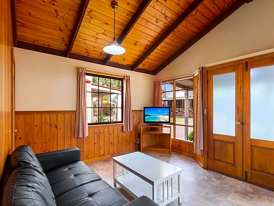 Wairo Beach Holiday Park
