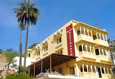 Neelkanth hotel