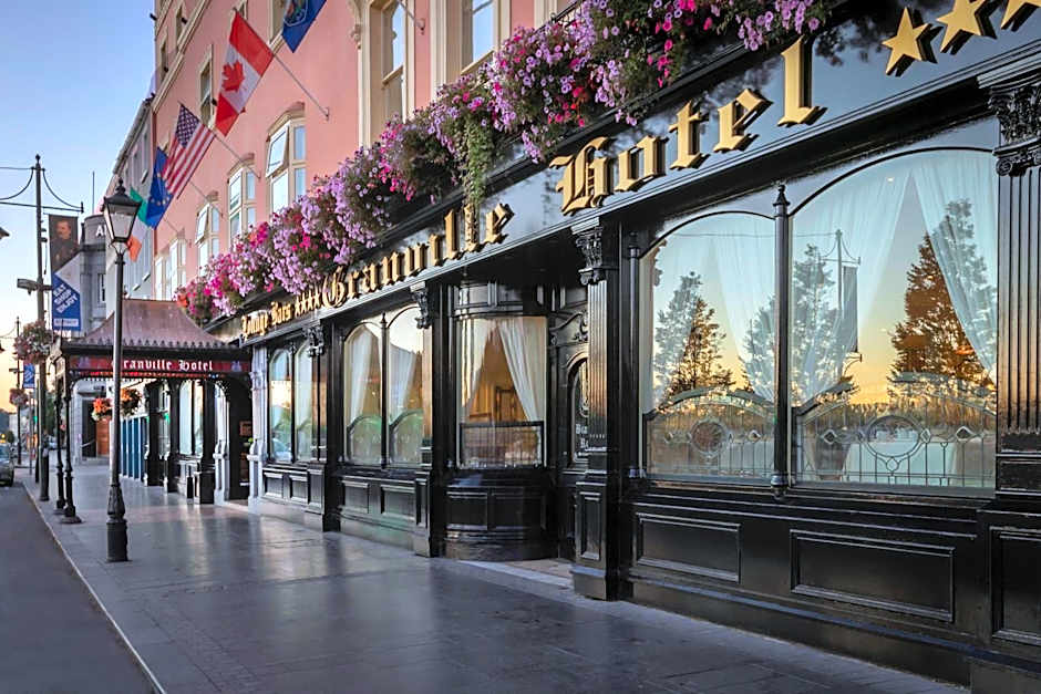 Photo 1 of 35 of Granville Hotel