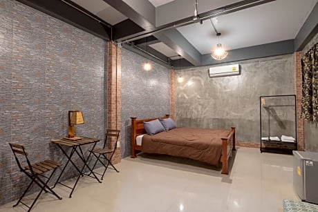 King Room with Private Bathroom