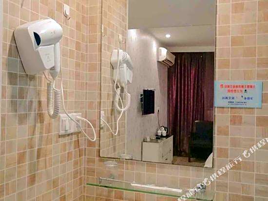 Danfeng Hotel