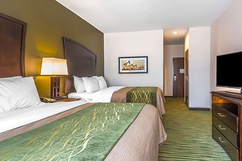 Comfort Inn & Suites Moore - Oklahoma City