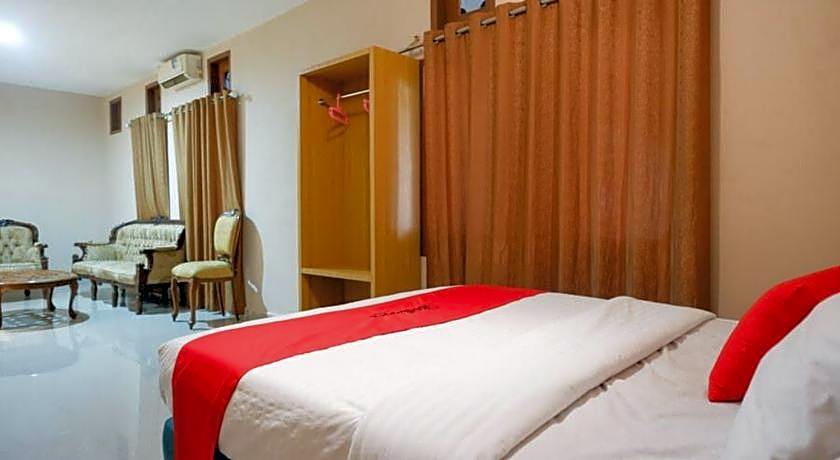 RedDoorz Plus @ Hotel Srikandi Kendari