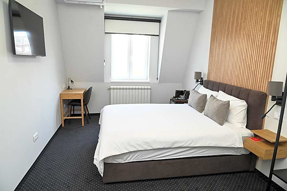 Republic Square Suites