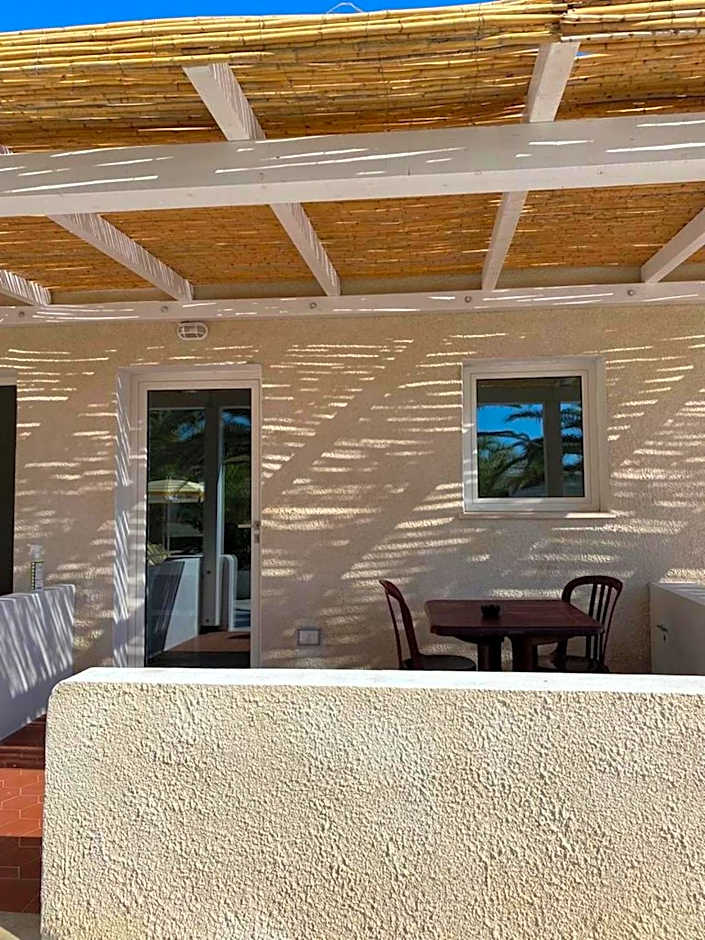 Lido Di Alghero Rooms on the Beach