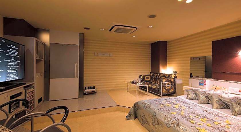 Restay Tina Grace - Adult Only