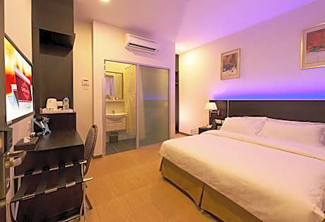 Standard Queen Without Window