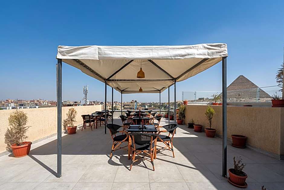 Dream Inn Pyramids View