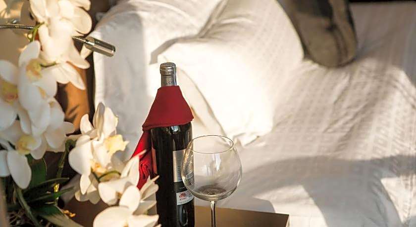 Hanoi La Storia Hotel