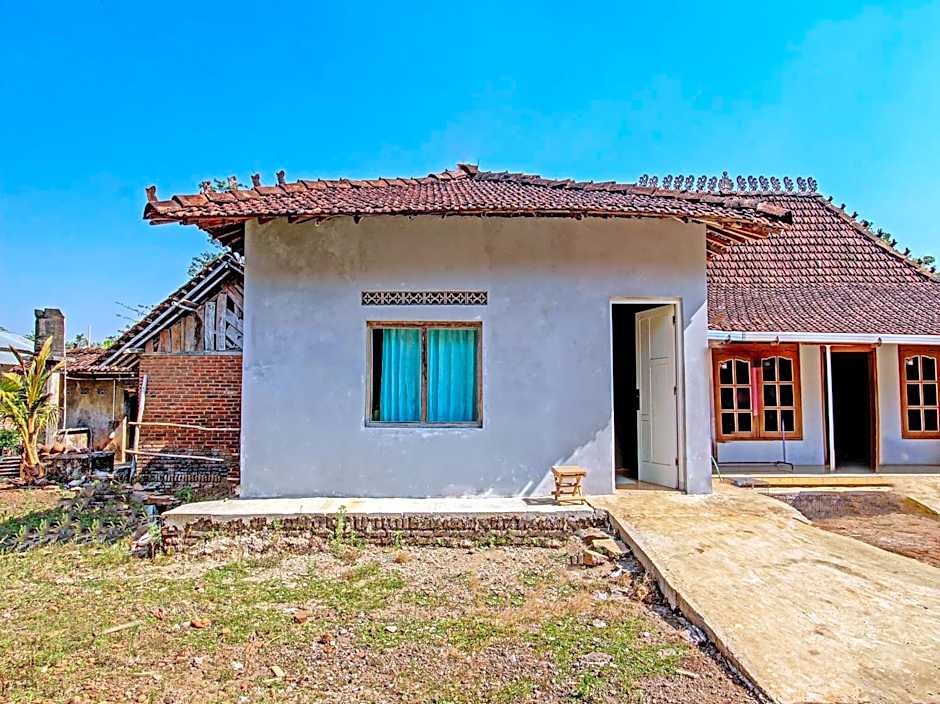 Hotel O Wisma Bani Pandi Syariah