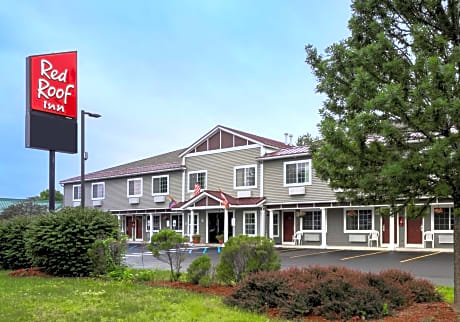 Red Roof Inn Glens Falls - Lake George