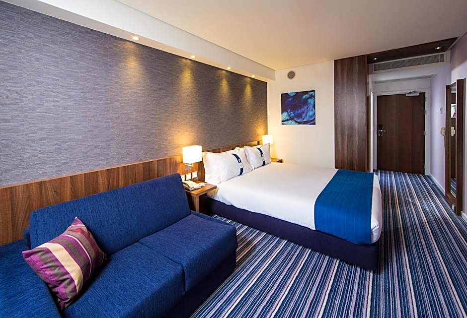 Holiday Inn Express Lisbon Airport By IHG