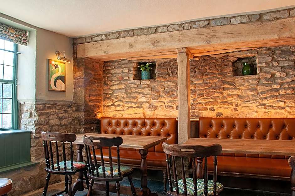 George Inn, Mere