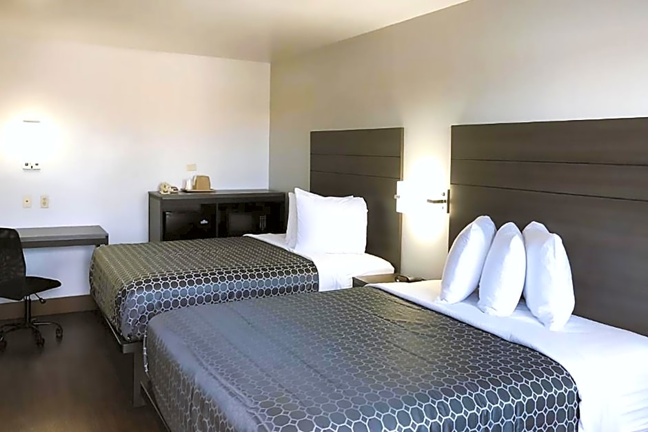 Sky Palace Inn By Jasper Near AT & T Center